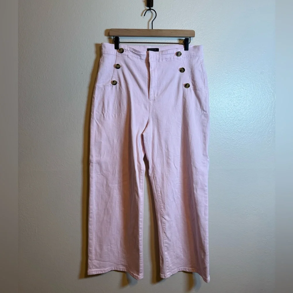 Ann Taylor Sculpting Pocket‎ High Rise Sailor Crop Jeans